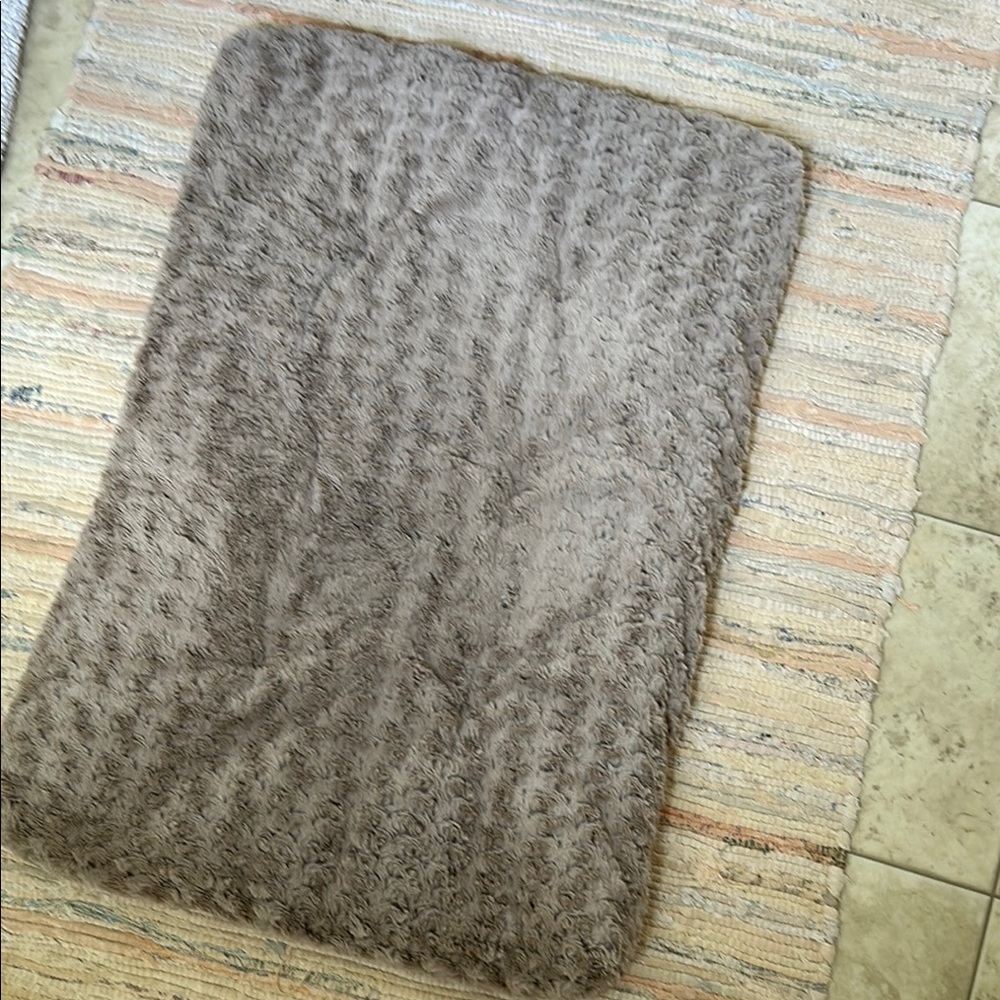 Crate pad for dog kennel taupe swirl 34 x 22 inch